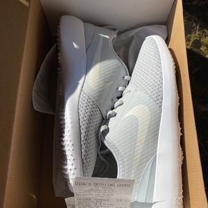 Men’s Nike roshe golf shoes